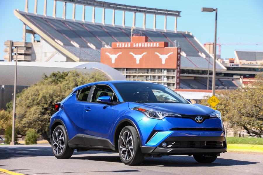  Toyota C-HR 2017 года  (NA) (фото 24 из 44)